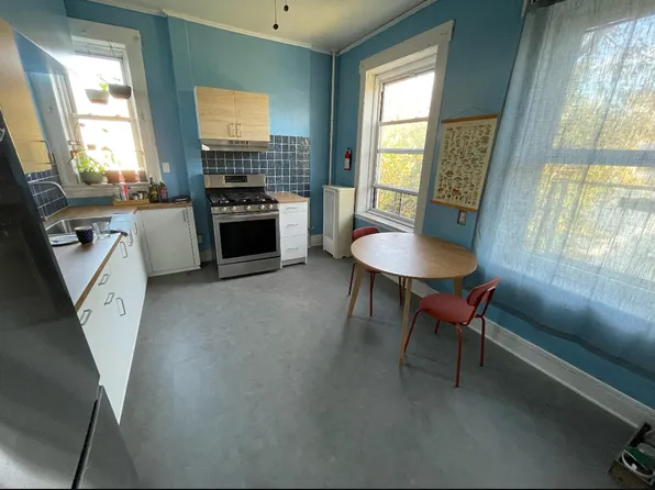 66 Gautier Avenue image 5 of 10