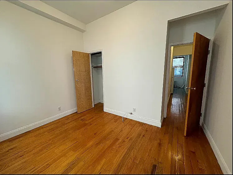 26 Thompson St #1B — Photo 2