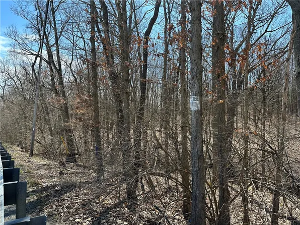 233 Salem Church Rd, Midland, PA 15059