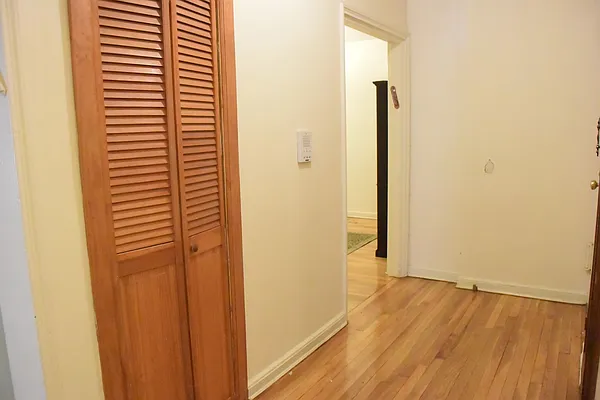 Sold by WRL Realty, LLC | media 28