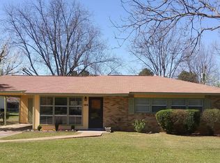 506 Ewell St SW, Decatur, AL 35601