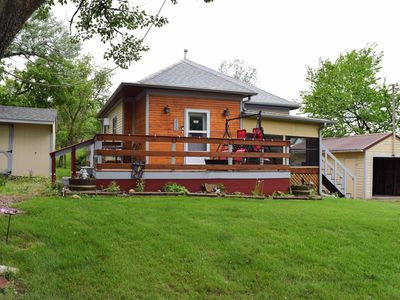211 Barrett Ave S, Wessington Springs, SD, 57382
