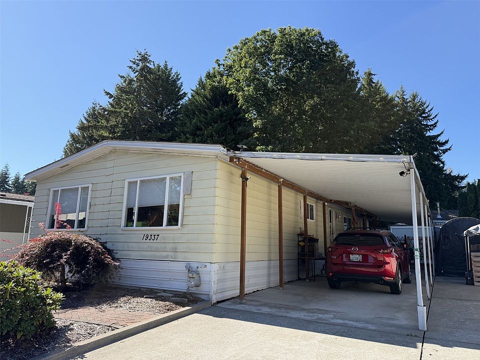 1st image of 19337 Hollyhills Drive NE