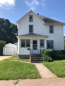 400 E Grove St, Caledonia, MN, 55921