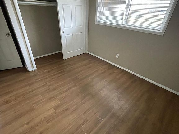 4th image of 1803 Dysart Ave