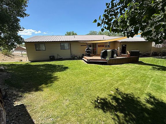 5th image of 150 Middle St