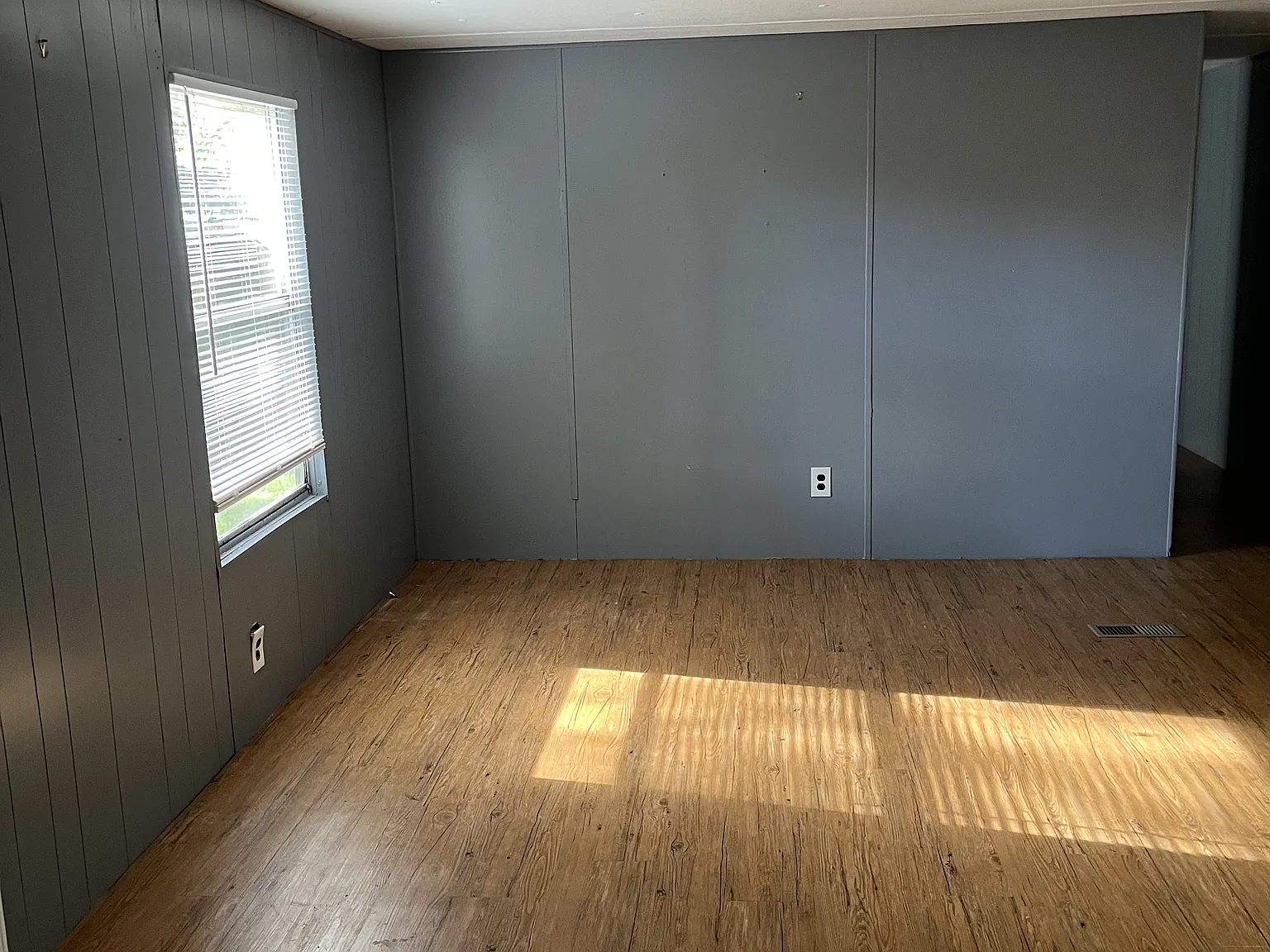 2 bed, 840 sqft, $865 — Photo 3