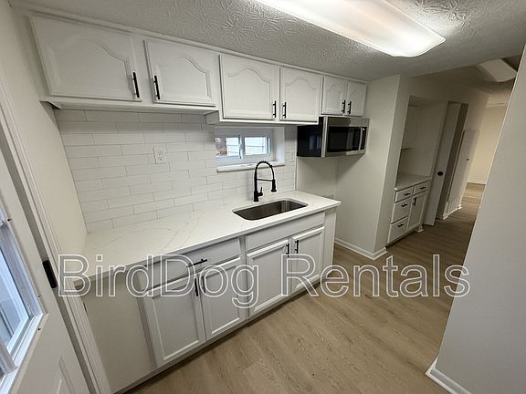 4th image of 103 Garden Heights Ave #C