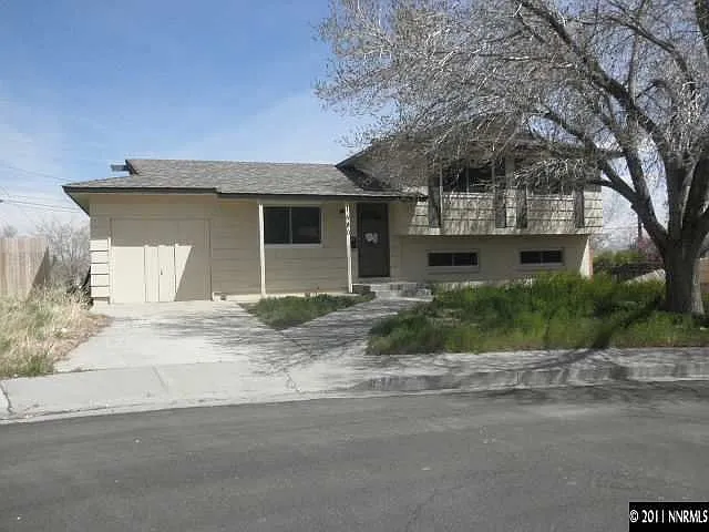 1480 Helm Cir photo 1