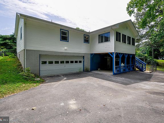 4th image of 8224 Oak Crest Dr