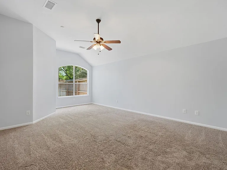 18 Mulberry Glen Pl — Photo 28