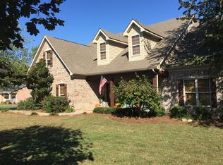 139 Secretariat Dr, Bowling Green, KY 42104