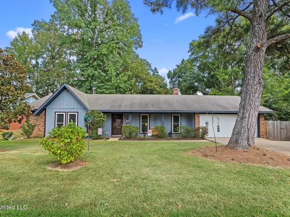 102 Spanish Moss Dr, Clinton, MS 39056