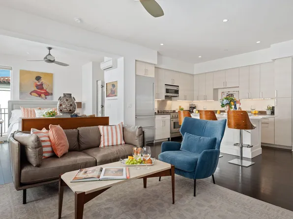 18 W Victoria St APT 303, Santa Barbara, CA 93101