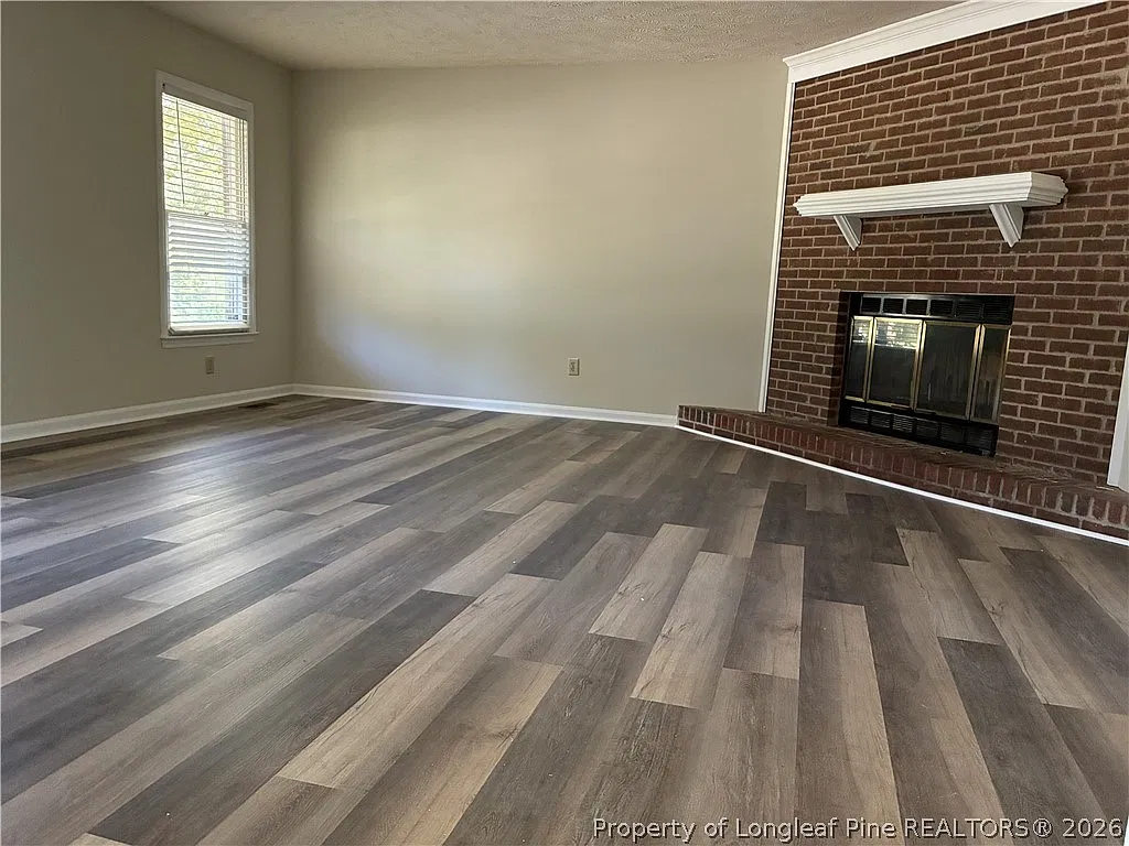 3 bed, 2.0 bath, 1719 sqft, $1,500 — Photo 4
