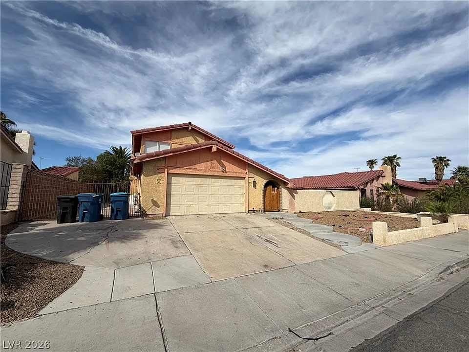 5252 Cartaro Dr
