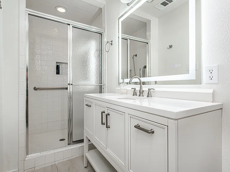 6737 Lakefair Cir — Photo 14