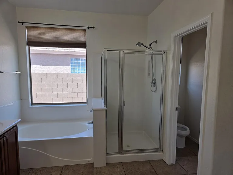 1828 E Beverly Rd — Photo 23
