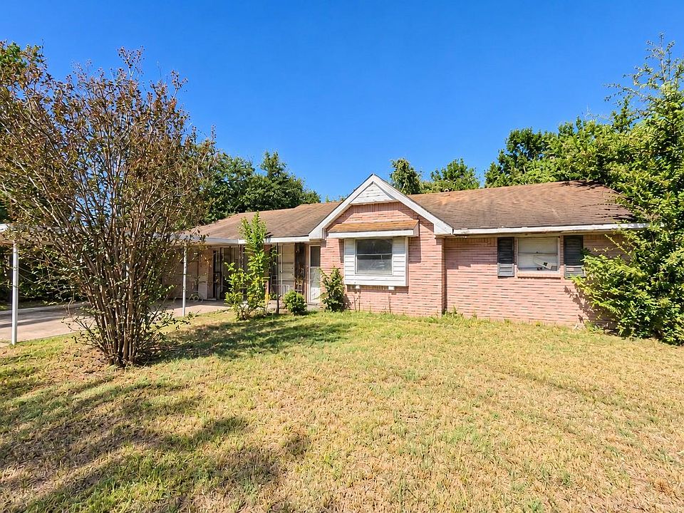 1st image of 427 Doverfield Dr
