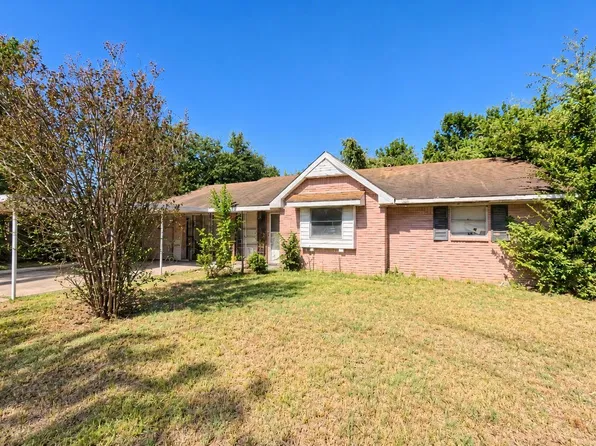 427 Doverfield Dr, Houston, TX 77037