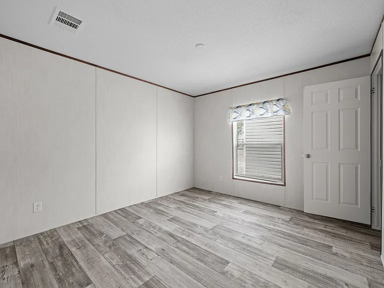 25 Fernwood Dr — Photo 8
