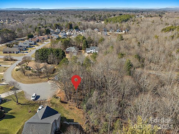 4th image of 954 41st Avenue Dr NE #6