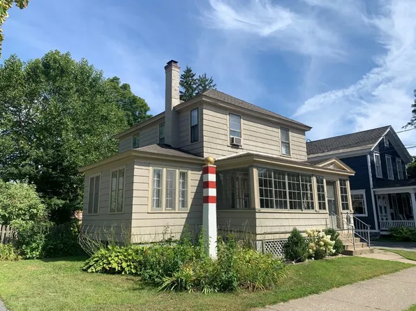 178 Nelson Ave, Saratoga Springs, NY 12866