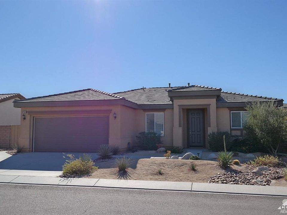 1st image of 73831 Cezanne Dr