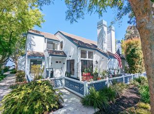 631 Springbrook N, Irvine, CA 92614