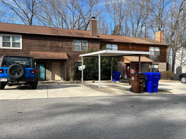 111 High Point Ln, Oak Ridge, TN 37830