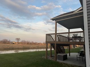 645 Mallard Pointe Dr NW, Bondurant, IA 50035