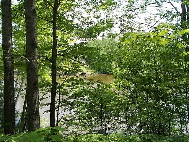 2nd image of 3 Rivers Rd