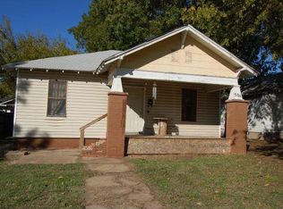 504 E 14th St, Ada, OK 74820