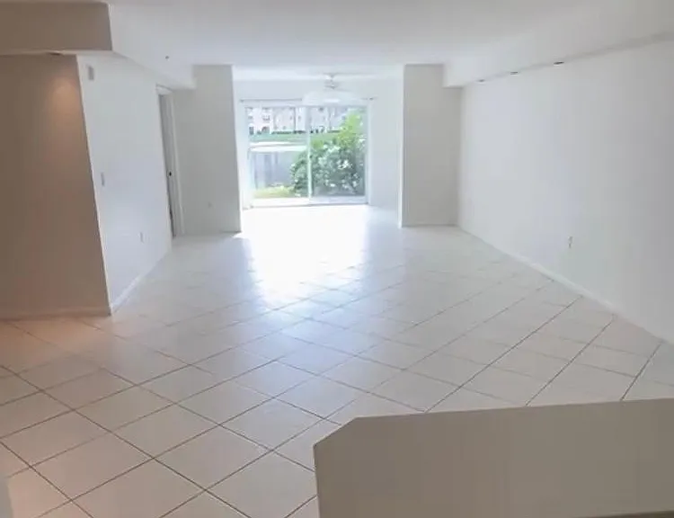 12547 Imperial Isle Dr #103 — Photo 2