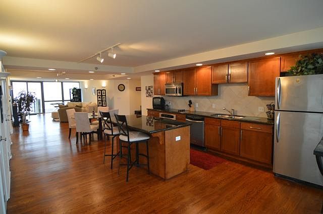 1st image of 600 E Admiral 1601 Blvd