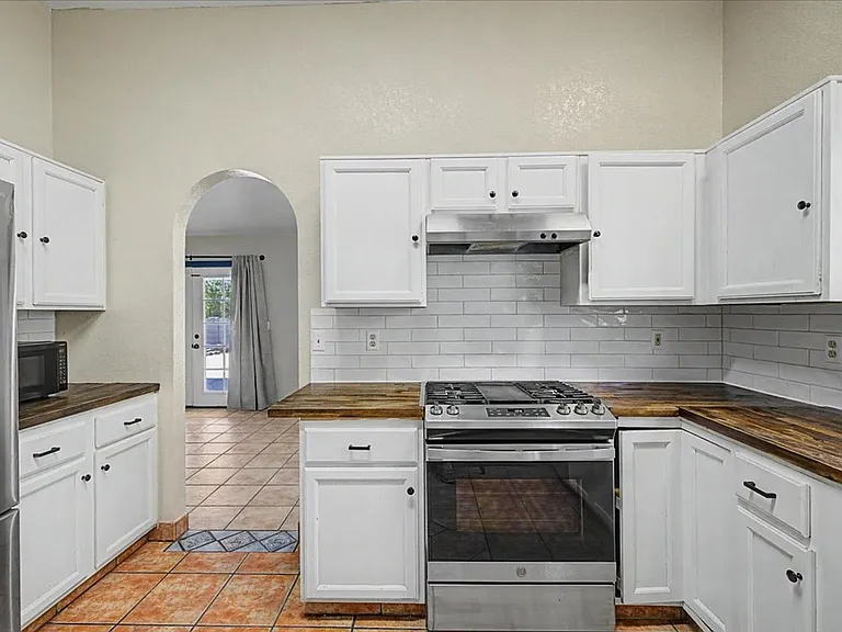 7992 S Lennox Ln — Photo 10