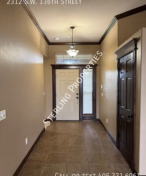 2312 SW 136th St — Photo 3