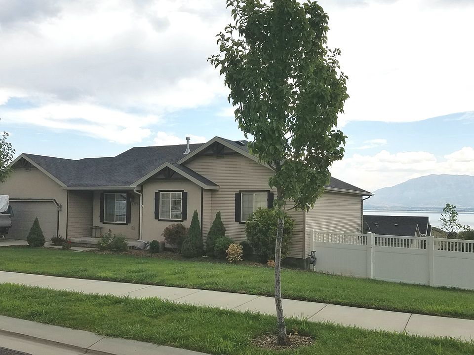 1st image of 3776 S Sunrise Dr