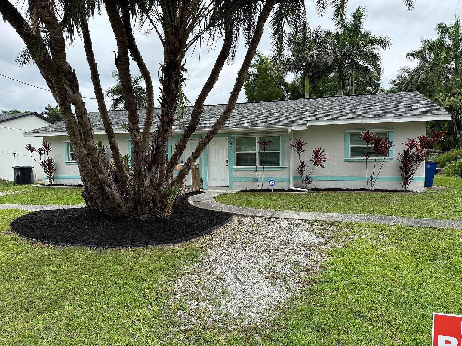 2 bed, 700 sqft, $1,500 — Photo 1