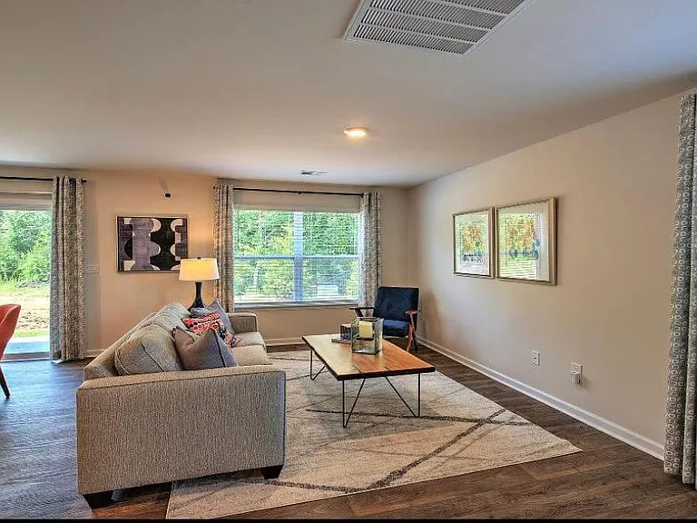 101 Oakmont Valley Trl — Photo 4