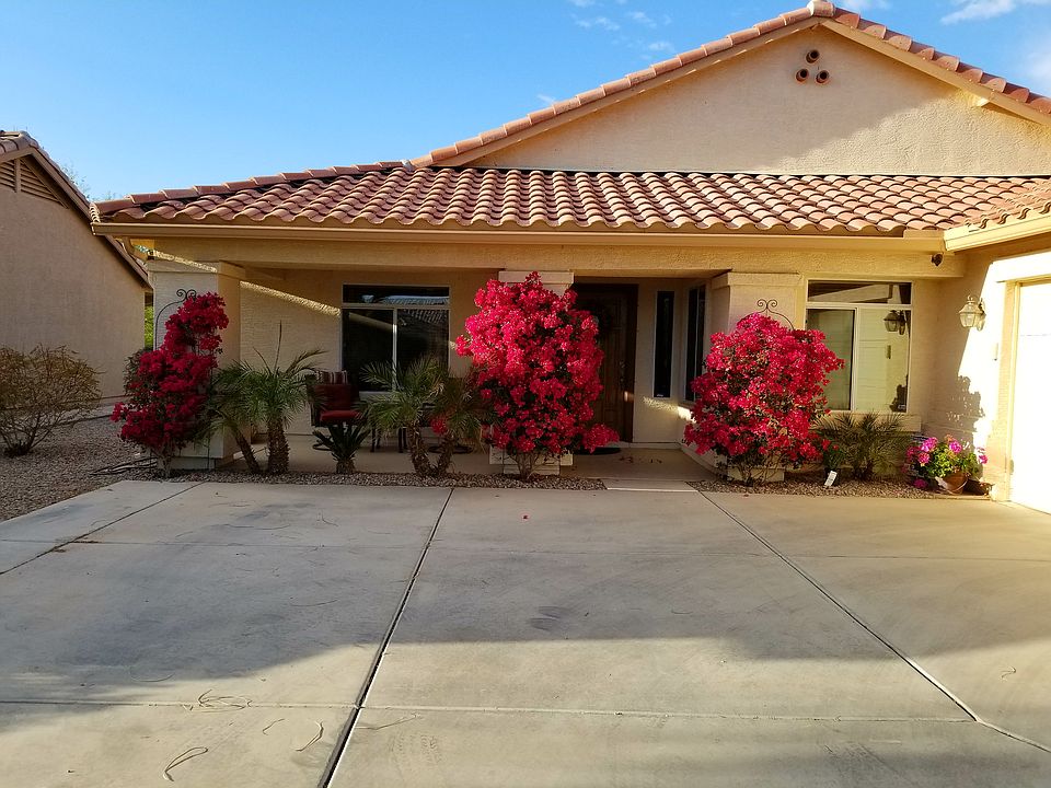 1st image of 2404 E Durango Dr