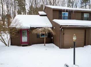 13 Glenbrook Drive, Clifton Park, NY 12065