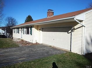 28 Kingswood Rd, Danbury, CT 06811