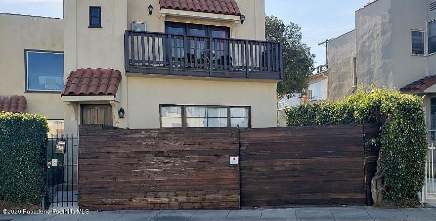 1st image of 5400-5402 La Cresta Ct