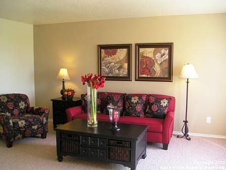 5th image of 7303 Azalea Sq