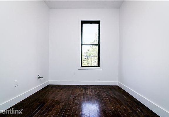 1822_Palmetto_Street__3rd_Floor-2