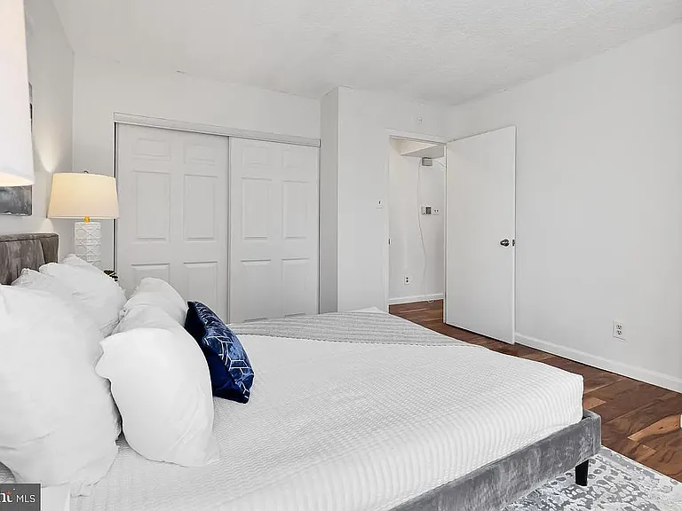 1245 13th St NW #310 — Photo 14