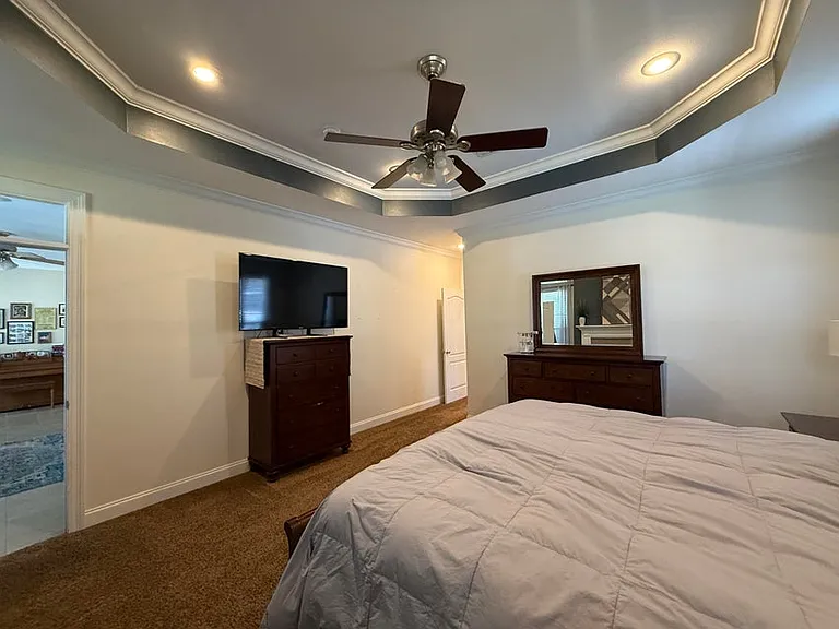 4410 Windlake Dr — Photo 22