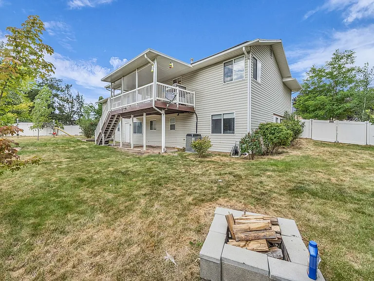 567 N Allanwood Pl — Photo 37
