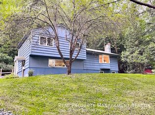 6 Barrett Rd, Hanover, NH 03755